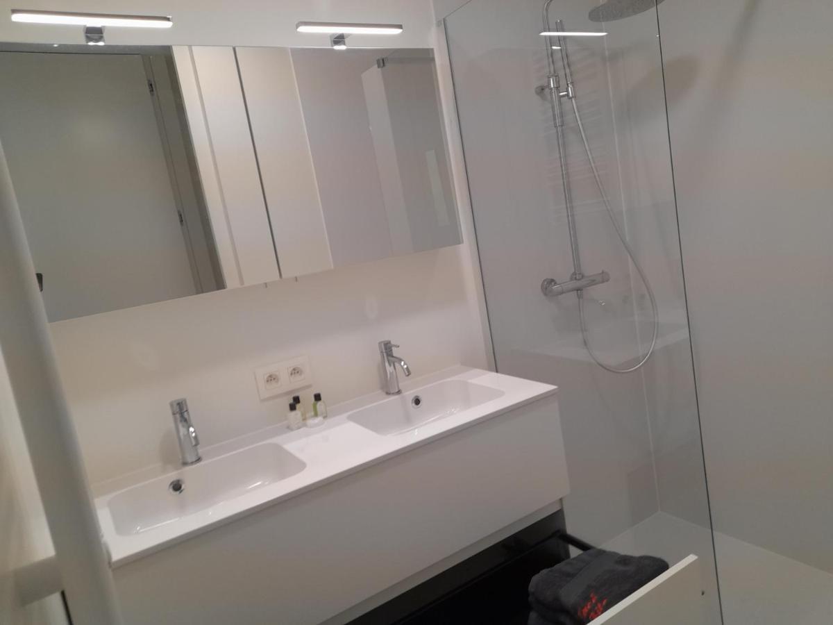 Black Box Lille Экстерьер фото